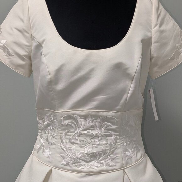 NWT Merry Max Size 10 - Picture 3 of 6